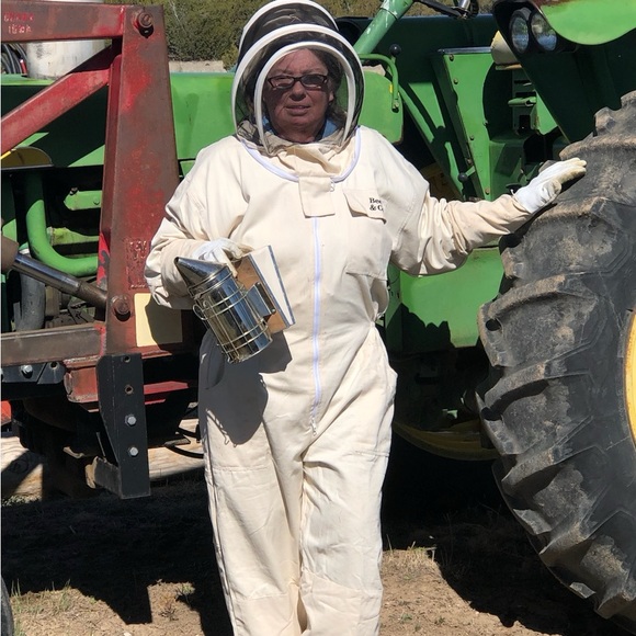 Peach Honey Bees Wax Body Balm - Picture 3 of 6